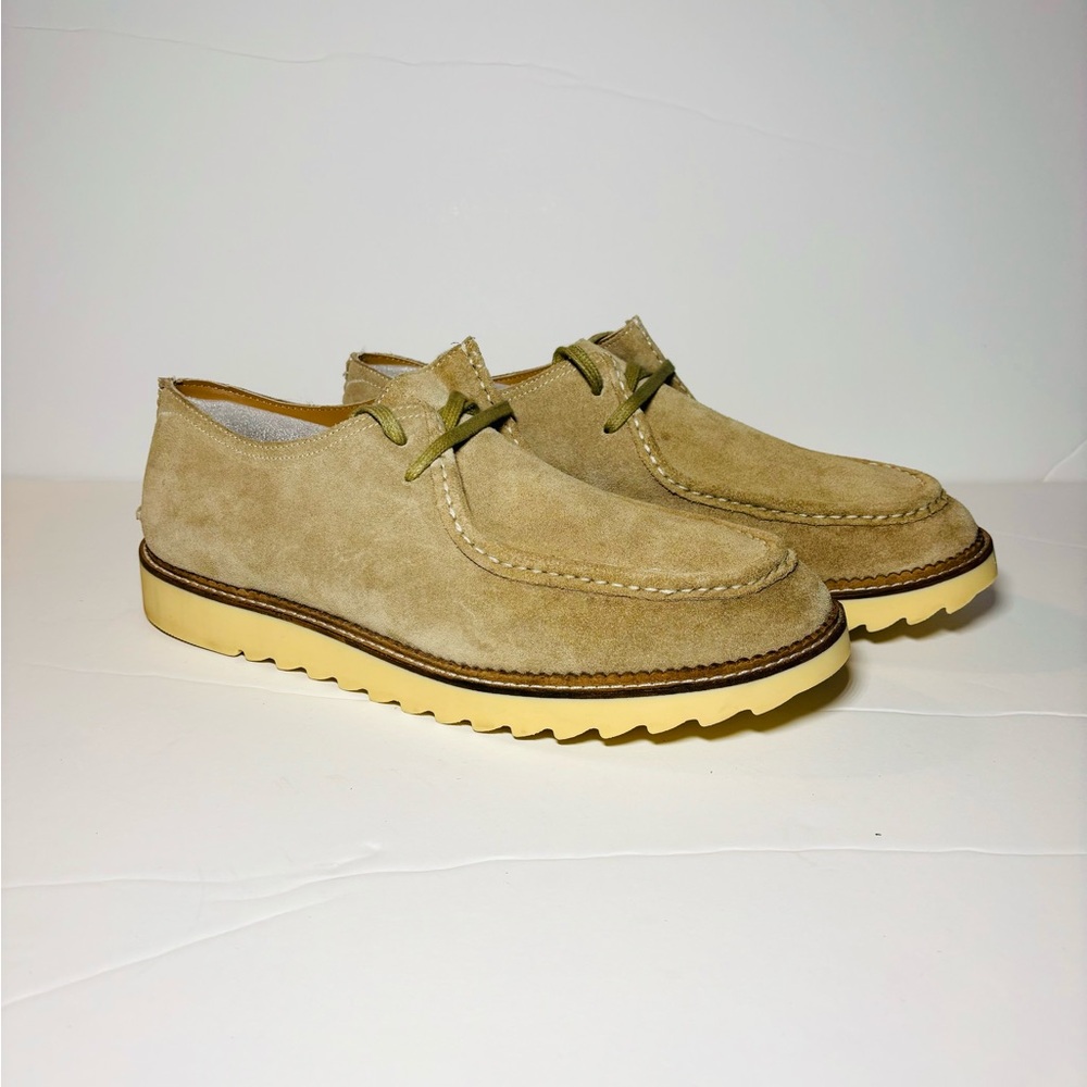 Urban Outfitters Tan Suede Lace-up Shoes Casual Formal Wallabee Clarks